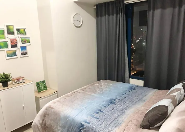 Apartment Cozy 1-br Flat In Air Residences Makati *