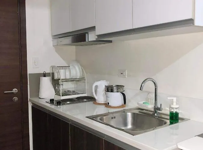 Cozy 1-br Flat In Air Residences Makati * Manila